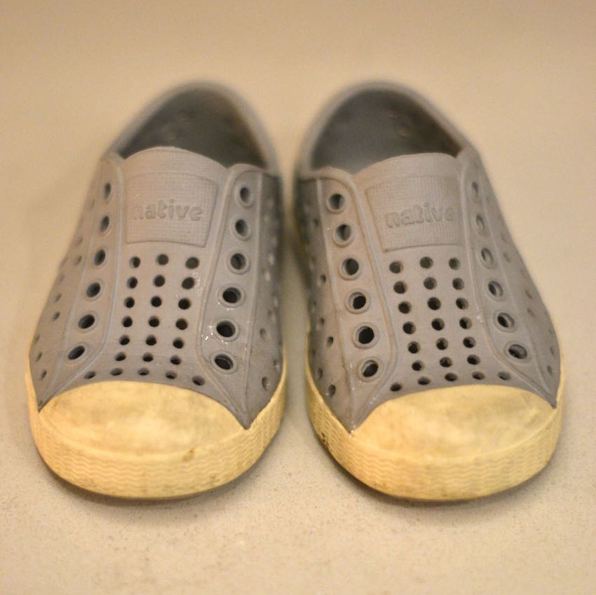 how to clean white native shoes